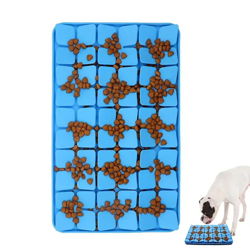 Silicone dog lick mat with suction cups, top view