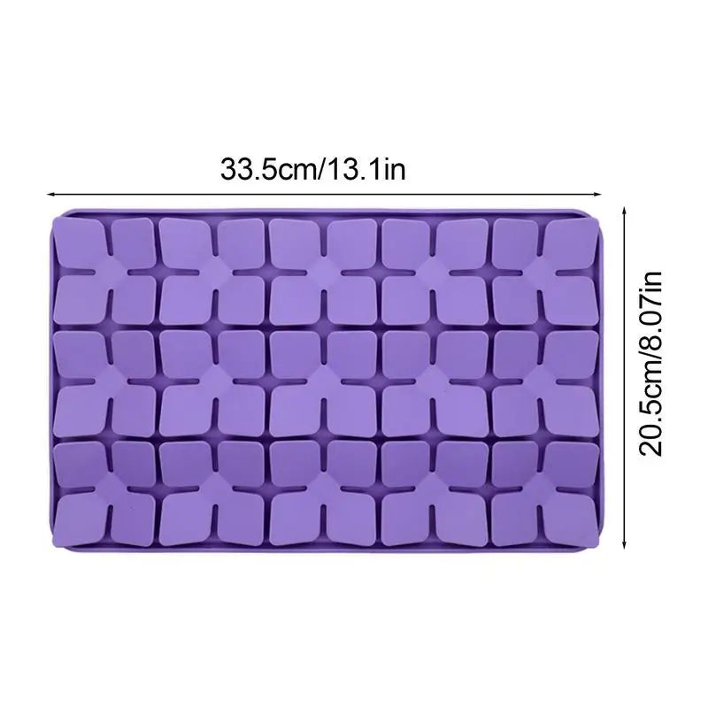 Lick mat size, 33.5 x 20.5 cm